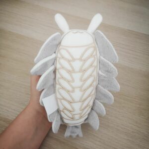 Peluche isopod blanc ventre