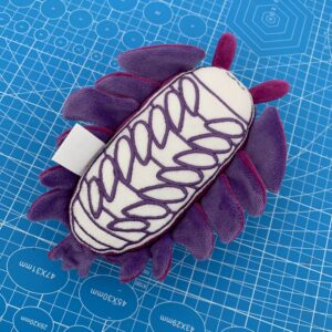 Peluche isopod violet Ventre